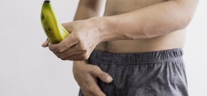 the size of a man's penis in the example of a banana