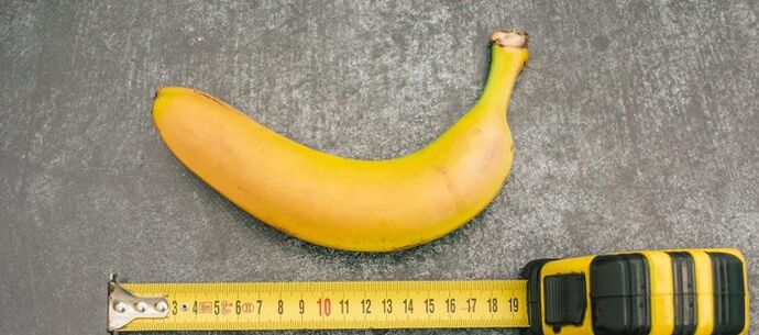 penis measurement in the example of a banana